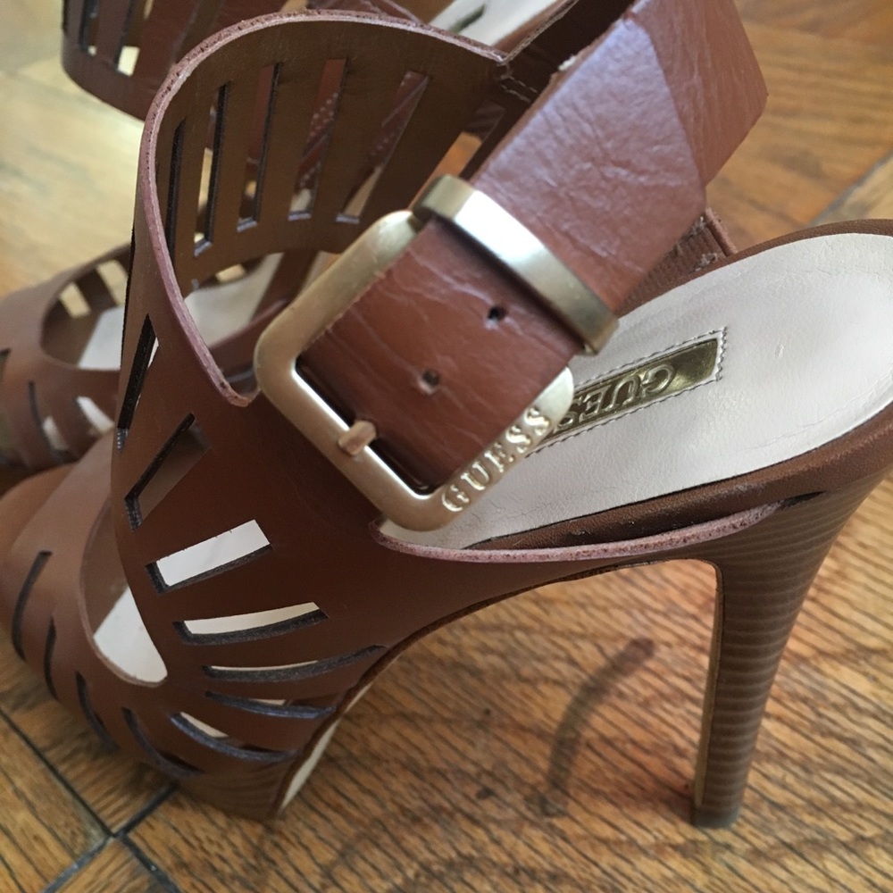 Guess Leather Brown Heels - Picture 5 of 6